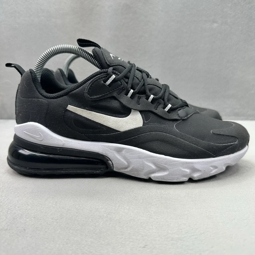Womens 8 / 6.5Y Nike Air Max 270 React Shoes Black / White Athletic Sneakers